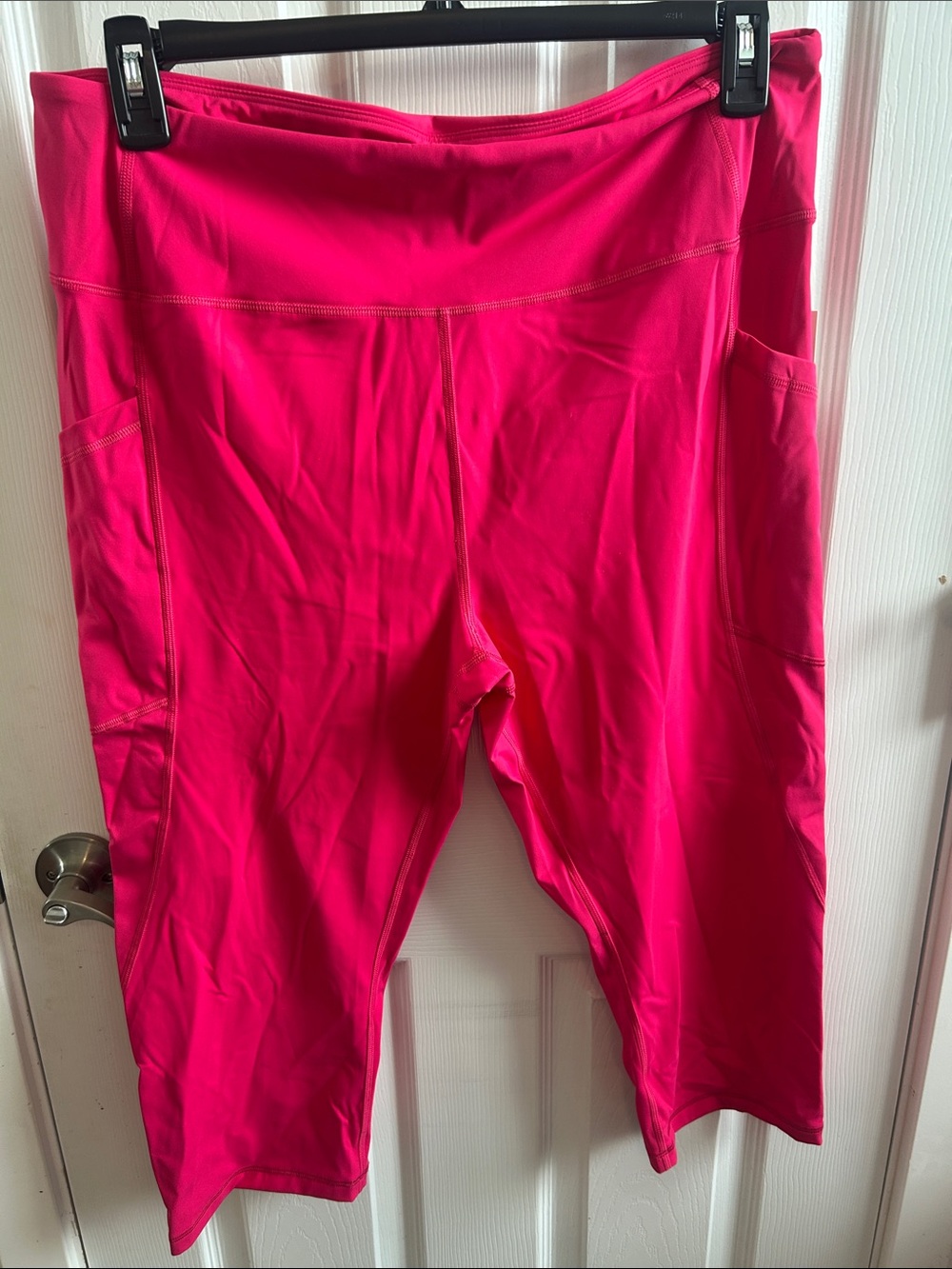 XXL Amazon Essentials Women's High-Rise Hot Pink Athletic Shorts with Pockets
